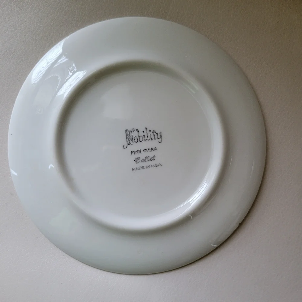 Nobility Ballet Pattern 1950s Bread & Butter Plate ~ Atomic Floral Flower ~ GUC